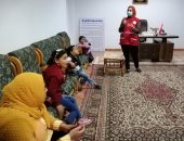 صور.. فرع الهلال الأحمر يقدم برنامج "صحة وسلامة" لأطفال دور الإيواء بالأقصر
