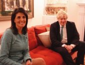 "أصدقاؤك فى أمريكا يشجعونك".. نيكى هيلى تؤازر جونسون بعد إصابته بكورونا