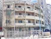 تساقط أجزاء خرسانية من عقار شرق الإسكندرية بدون إصابات  