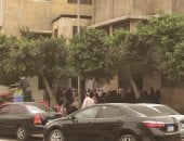 صورة.. زحام شديد أمام مكتب بريد حى دار السلام بالقاهرة