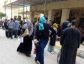 صور.. اضبط مخالفة.. زحام فى مستشفيات جامعة طنطا رغم تحذيرات كورونا 