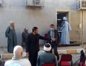 محافظ سوهاج: صرف المعاشات دون معوقات وتنظيم عمليات الصرف بمكاتب البريد 