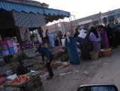 امسك مخالفة.. تكدس وازدحام فى سوق الأربعاء بقرية المسين محافظة البحيرة