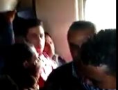 تكدس ركاب بقطار "الإسكندرية - إيتاى البارود" قبل بدء تطبيق حظر التجوال.. فيديو
