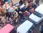 قارئ يشكو من الزحام بسوق شارع سعد زغلول بالمنوفية