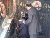 صور...7 محاضر غلق لأماكن تجمعات بالمنتزة شرق الإسكندرية للوقاية من كورورنا 