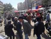 صور.. حملة تفض سوق الهانوفيل غرب الإسكندرية منعا للزحام حذرا من كورونا