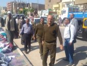 الوحدات المحلية بالمنيا تفض الأسواق لمنع التجمعات ومواجهة "كورونا"