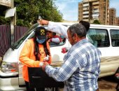 المحامية ليلى مقلد تواصل حملتها لتوزيع أدوات الوقاية على العمال بمدينة نصر
