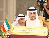 وزير الداخلية الكويتى يتفاعل مع شكوى مصرى تعرض للابتزاز من ضابط ويوقفه عن العمل