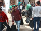 مصر جميلة.. توزيع 350 شنطة مواد غذائية على الأسر بالسيدة زينب