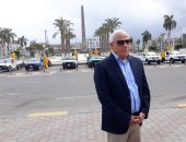 محافظ بورسعيد يتفقد اصطفاف معدات وأجهزة التطهير بالمحافظة.. صور