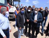 صور.. حملة مكبرة لتطهير الشوارع يومى الجمعة والسبت بمطروح لمواجهة "كورونا"