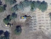 مشاهد من ضواحى إسطنبول لتجهيز مقبرة لضحايا فيروس كورونا فى تركيا.. فيديو