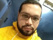 "مصطفى" مشرف تمريض بمستشفى العزل بالنجيلة يشارك بصورته لليوم السابع