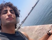 عمرو وردة يهرب لشواطئ البحر للهروب من ملل توقف النشاط بسبب كورونا