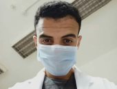 جيشنا الأبيض.."ياسر" فنى معمل بجامعة المنوفية على خط مواجهة كورونا