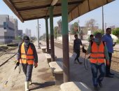 تعقيم محطة قطار منيا القمح وعدد من المنشآت الحكومية بالشرقية.. صور