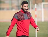 مشاهير الكرة فنانون فى العزل المنزلى.. أحمد فتحى "أمير البحار".. ثلاثية الزعيم تخطف الأضواء.. رمضان صبحى يتقمص دور السقا فى "صعيدي فى الجامعة الأمريكية".. وأحمد ناجى يرفع شعار "لا تراجع ولا استسلام"