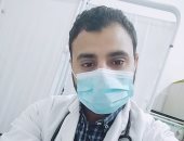 جيشنا الأبيض.. حسين رشدى خط مواجهة كورونا فى جامعة الأزهر 