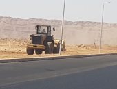 صور.. تطوير ورصف الطرق بحى النور فى شرم الشيخ