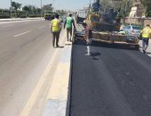 صور .. رفع كفاءة الطريق الزراعى بالإسكندرية بتكلفة 18 مليون جنيه