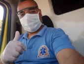 الجيش الأبيض.. إبراهيم على خط المواجهة مع كورونا بإسعاف شرم الشيخ