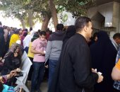 خوفا من انتشار كورونا.. قارئ يشكو التكدس أمام مكتب بريد المعادى