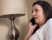 أمريكية تودع والدتها هاتفيا قبل أيام من وفاتها بسبب كورونا.. فيديو