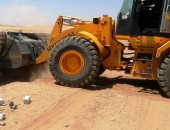 صور.. إزالة 29 حالة تعد على مساحة 33 ألف متر بأسوان