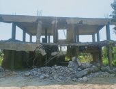 صور .. إيقاف و هدم 7 مباني مخالفة بأحياء الاسكندرية