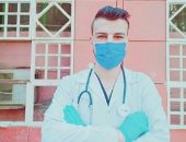 الجيش الأبيض.. محمد طبيب ضمن أبطال مواجهة كورونا بمستشفى الحسينى الجامعى