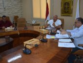 محافظ الوادى الجديد يوجه المختصين بغلق الحدائق والساحات فى شم النسيم