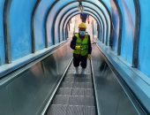 صور.. تعقيم وتطهير محطات وعربات المترو بخطوطه الثلاثة ضد كورونا