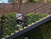 شاهد.. جيرالدو يتدرب فى حديقة منزله استعداداً لاستئناف الدوري