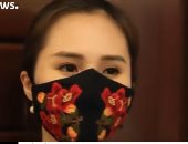 فيديو.. لمواجهة الفيروس.. كمامات مطرزة للجنسين وغرامة للمخالف بفيتنام
