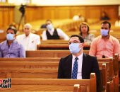 بالكمامات.. قيادات "الإنجيلية" تبدأ احتفالية عيد القيامة بكنيسة مصر الجديدة