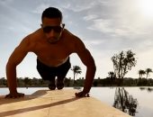 على  أنغام القمر.. محمد رمضان يستعرض عضلاته خلال إجازته فى الجونة "فيديو"