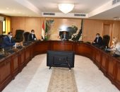 محافظ الفيوم يترأس اجتماع اللجنة المعنية بالتعامل مع أزمة فيروس كورونا