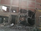 محافظ الجيزة: الانتهاء من إزالة 18 عقار مخالف فى حرم محور الضبعة بالوراق