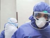 "عمرو " يشارك بصورته على خط مواجهة كورونا بمستشفى بلطيم المركزى   