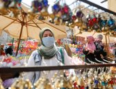 زينة رمضان تهزم كورونا..تعليق الفوانيس بشوارع القاهرة فرحة بالشهر الكريم..صور