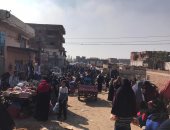 صور.. أسواق الإسكندرية لا تعرف كورونا.. والأحياء تكثف حملات الإزالة