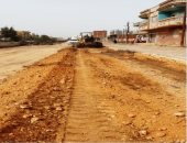 تنفيذ 70% من أعمال رصف طريق أولاد صقر - الحسينية بتكلفة 7 مليون و694 ألف جنيه