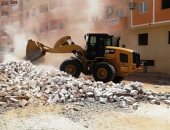 إزالة 43 حالة تعدى بمساحة 15 ألف متر مربع بأسوان.. صور