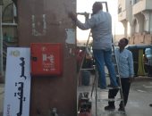 تركيب 4 بوابات تعقيم لمدخل السوق السياحى بأسوان.. فيديو وصور