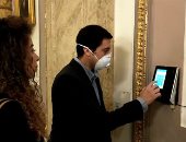 فيديو.. تسجيل حضور النواب ببصمة الوجه لأول مرة قبل انعقاد الجلسة العامة