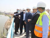 محافظ الجيزة يتفقد محطات المياه لمتابعة خطة الشركة لمواجهة فصل الصيف