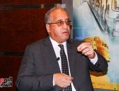 العضو المنتدب لشركة المترو لـ"اليوم السابع": لم تظهر حالات كورونا حتى الآن بين العاملين أو الركاب.. صبرة: وضعنا سيناريوهات للتعامل حال ظهور إصابات.. ونفذنا إجراءات التعقيم وأنصح ركاب المترو بعدم التزاحم.. فيديو