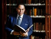 الرئيس السادات: " ميت شغلانه" و6 مذكرات في وثائقيات شريف عارف "حقيقة في دقيقة".. فيديو